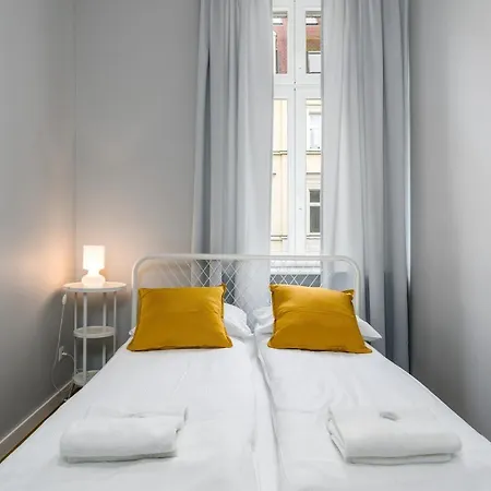 Old Town Garbary By Renters 포즈난