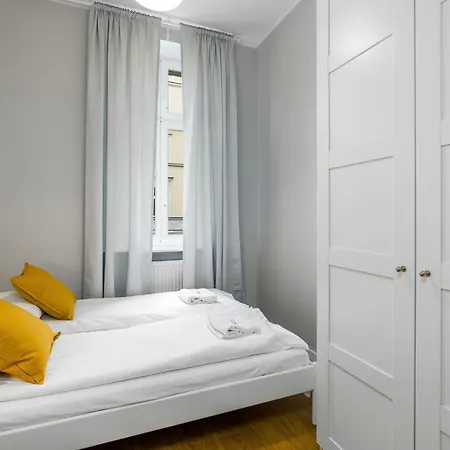 Old Town Garbary By Renters Apartment *