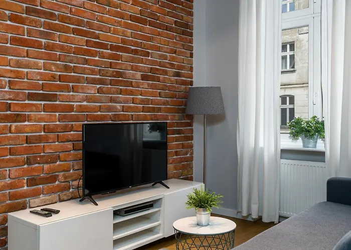 Old Town Garbary By Renters Apartment Poznan